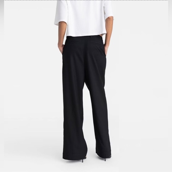 KAHLANA Women's Black Wide-Leg Pants - Picture 2 of 3